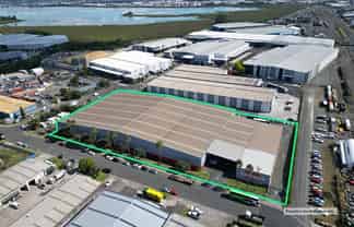 CBRE | Functional Warehouse for Lease