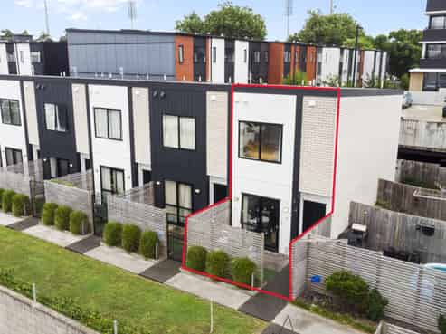 6/1 Vialou Street, Hamilton Central