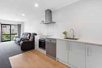 6/1 Vialou Street, Hamilton Central