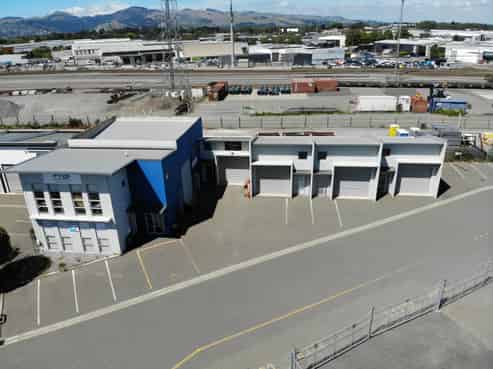 Business storage or classic car/ boat/ other toys