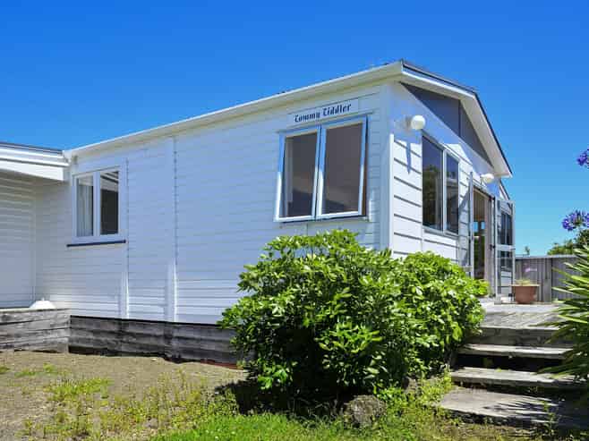 2 Domett Street, Mahia