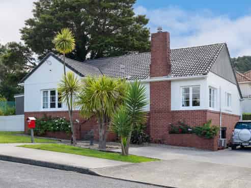 38 Third Avenue, Avenues