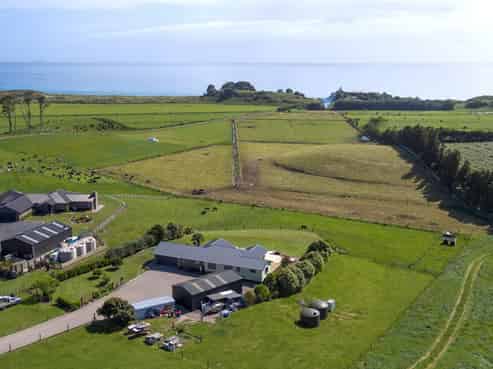 2155C State Highway 2, Pukehina