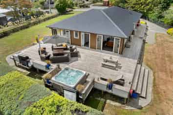 63 Black Beech Street, Birchville