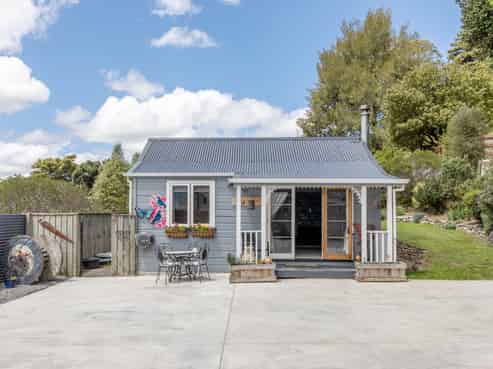 13 Racecourse Road, Waipukurau
