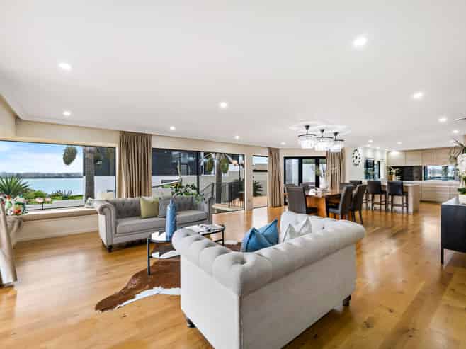 38 Venus Place, Half Moon Bay