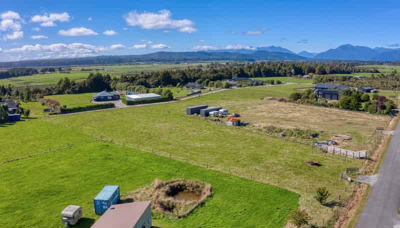 20 Mehrtens Road, Hokitika