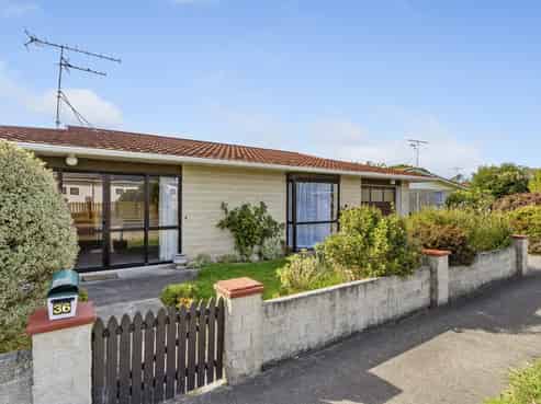 1/36 Te Rauparaha Street, Otaki