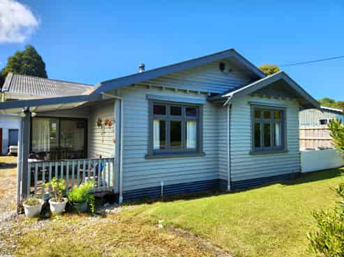 678 Seven Mile Road, Runanga