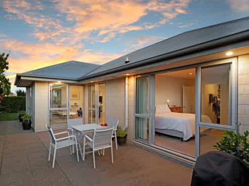 3 Churchill Drive, Fernside