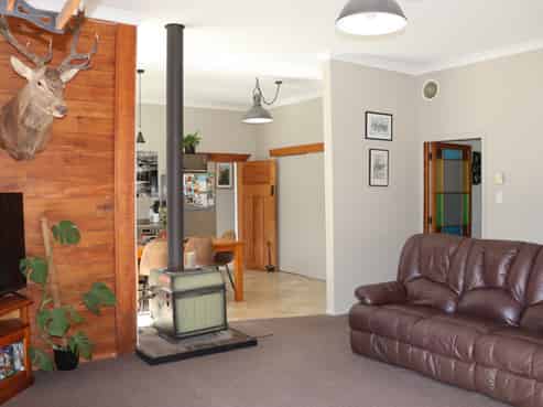 1653 Mokau Road, Uruti