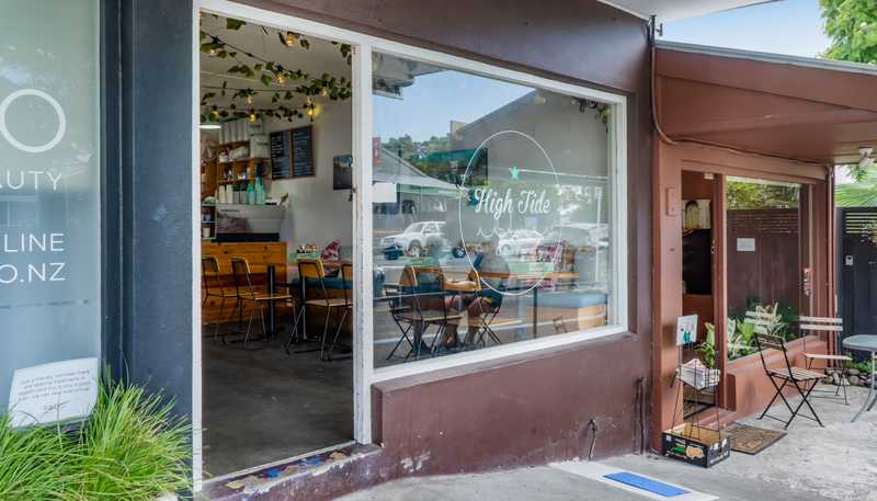 1130 South Road, Oakura