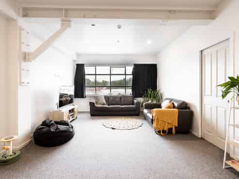 Napier City apartment with separate income