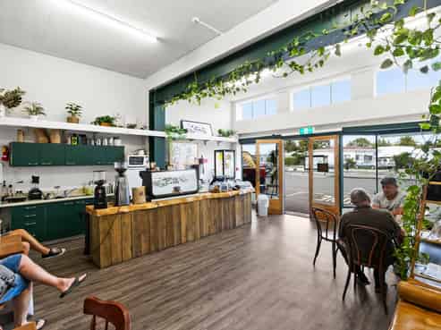 Napier City apartment with separate income
