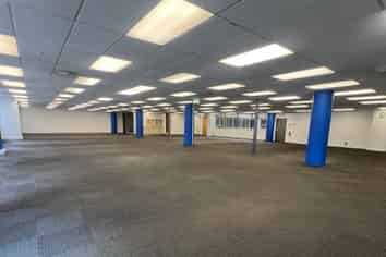 Prime Onehunga Office: 959m² Flexible Space
