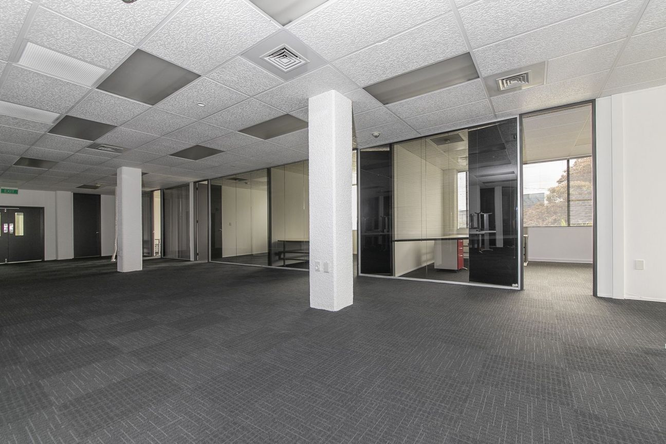 Office Space - Penrose - Meer