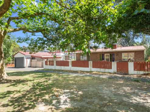 99 Seabrook Avenue, New Lynn
