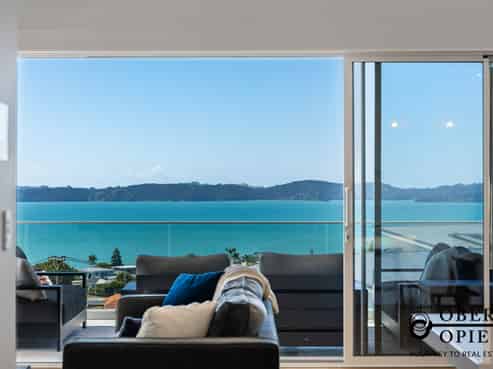 6 Herbert Pollard Drive, Maraetai