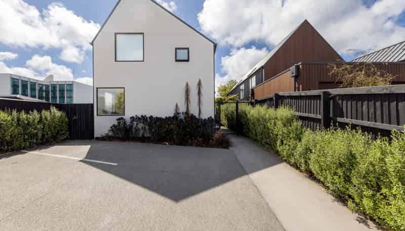 2/133 Peterborough Street, Christchurch Central