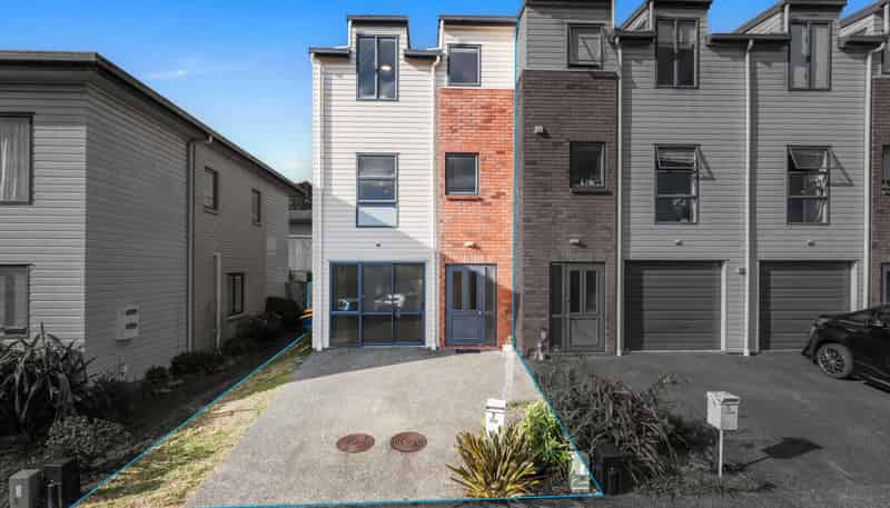 7 Barnea Circle, Glen Eden