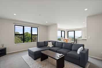 64 Stratford Drive, Cable Bay