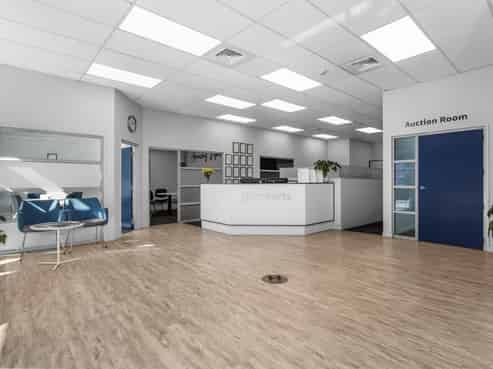 Prime Commerce Street Opportunity: Large Format Office/Retail Space