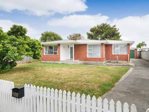 109 Benmore Avenue, Cloverlea