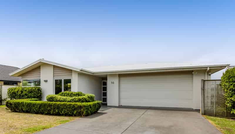 16 Egmont Street, Patea
