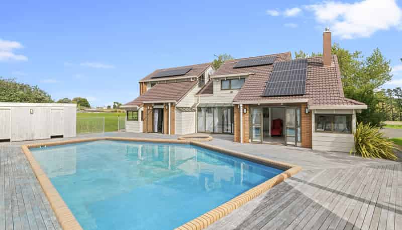 1318 Dairy Flat Highway, Dairy Flat