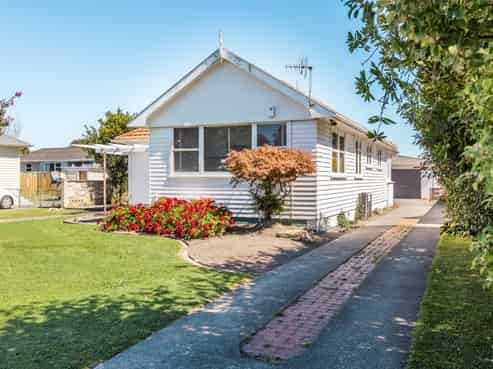 27 Ward Crescent, Marewa