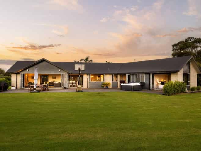 310 Gillard Road, Ngahinapouri