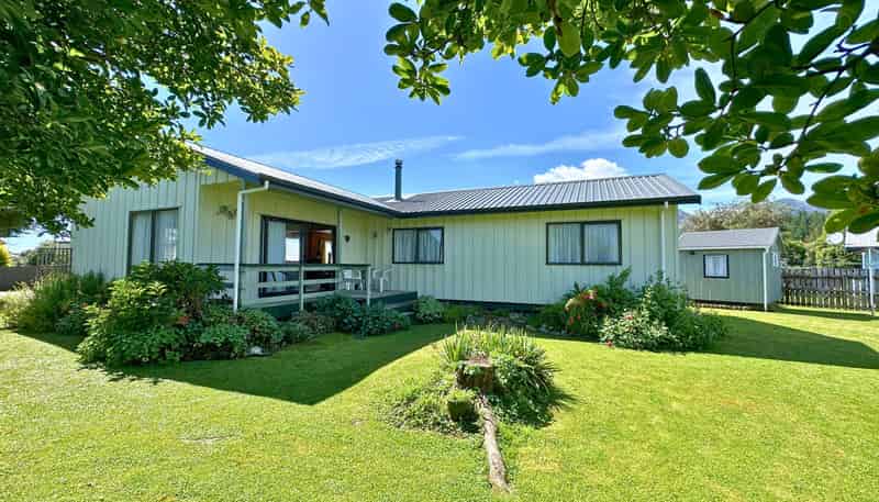 64 Abel Tasman Drive, Takaka