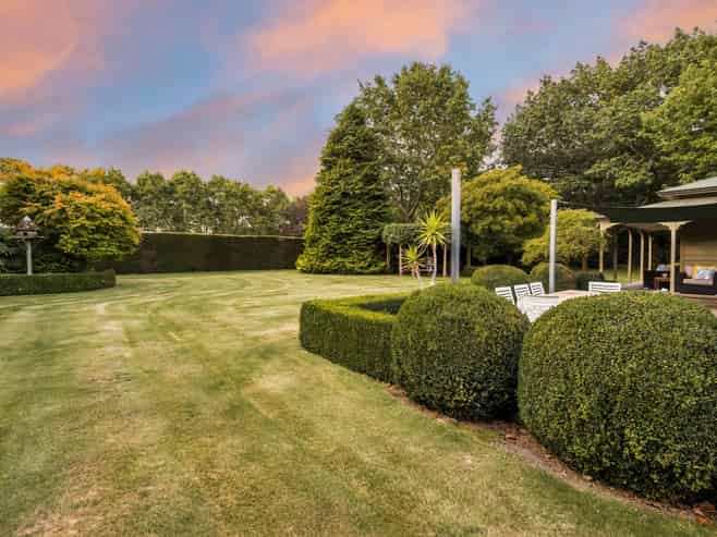 371 Racecourse Road, Allenton