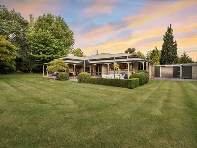 371 Racecourse Road, Allenton