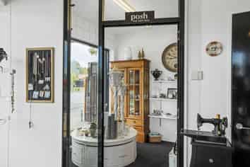 High Profile Corner Premises   