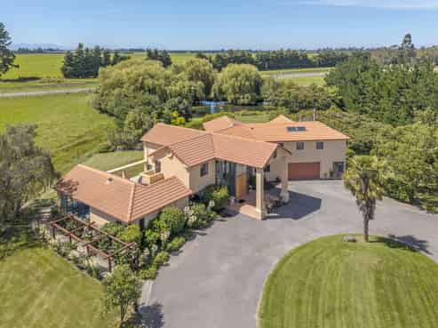 Potential business opportunity - Tuscany Downs