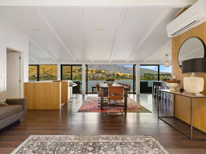 271 Frankton Road, Queenstown