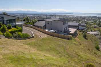 11 Valhalla Drive, Richmond