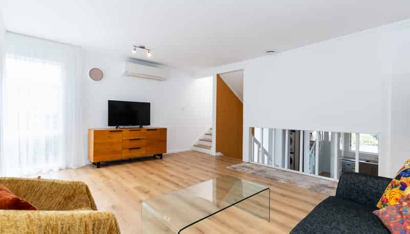 99A Churton Drive, Churton Park