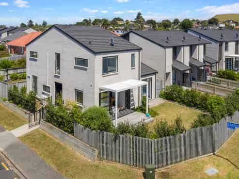 10 Sollum Road, Panmure