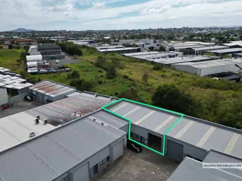 Immaculate 194sqm Industrial Opportunity