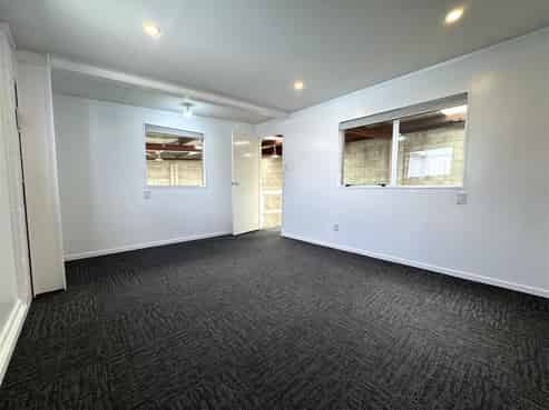 Immaculate 194sqm Industrial Opportunity