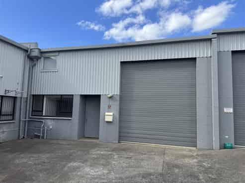 Immaculate 194sqm Industrial Opportunity