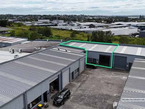 Immaculate 194sqm Industrial Opportunity
