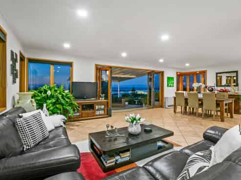 46 Whiteley Street, Moturoa