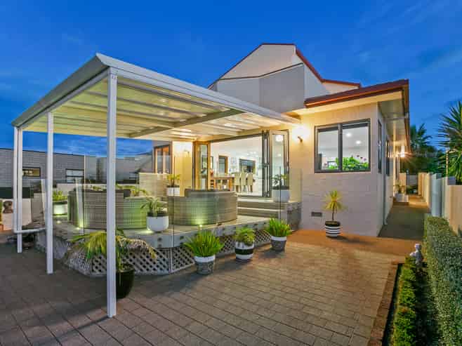 46 Whiteley Street, Moturoa