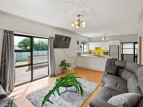143 Ngamotu Road, Spotswood