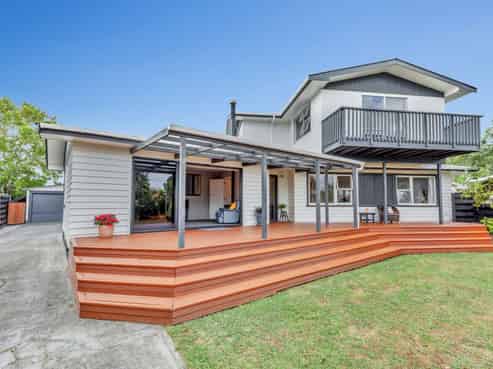 8 Cohen Place, Milson