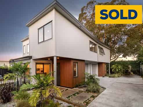 3/14 Waddell Avenue, Point England