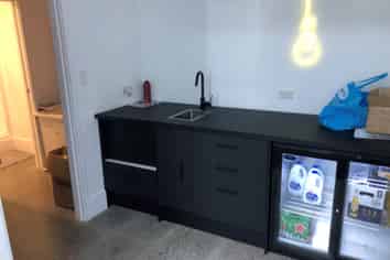 PRIME RETAIL/OFFICE SPACE FOR LEASE
